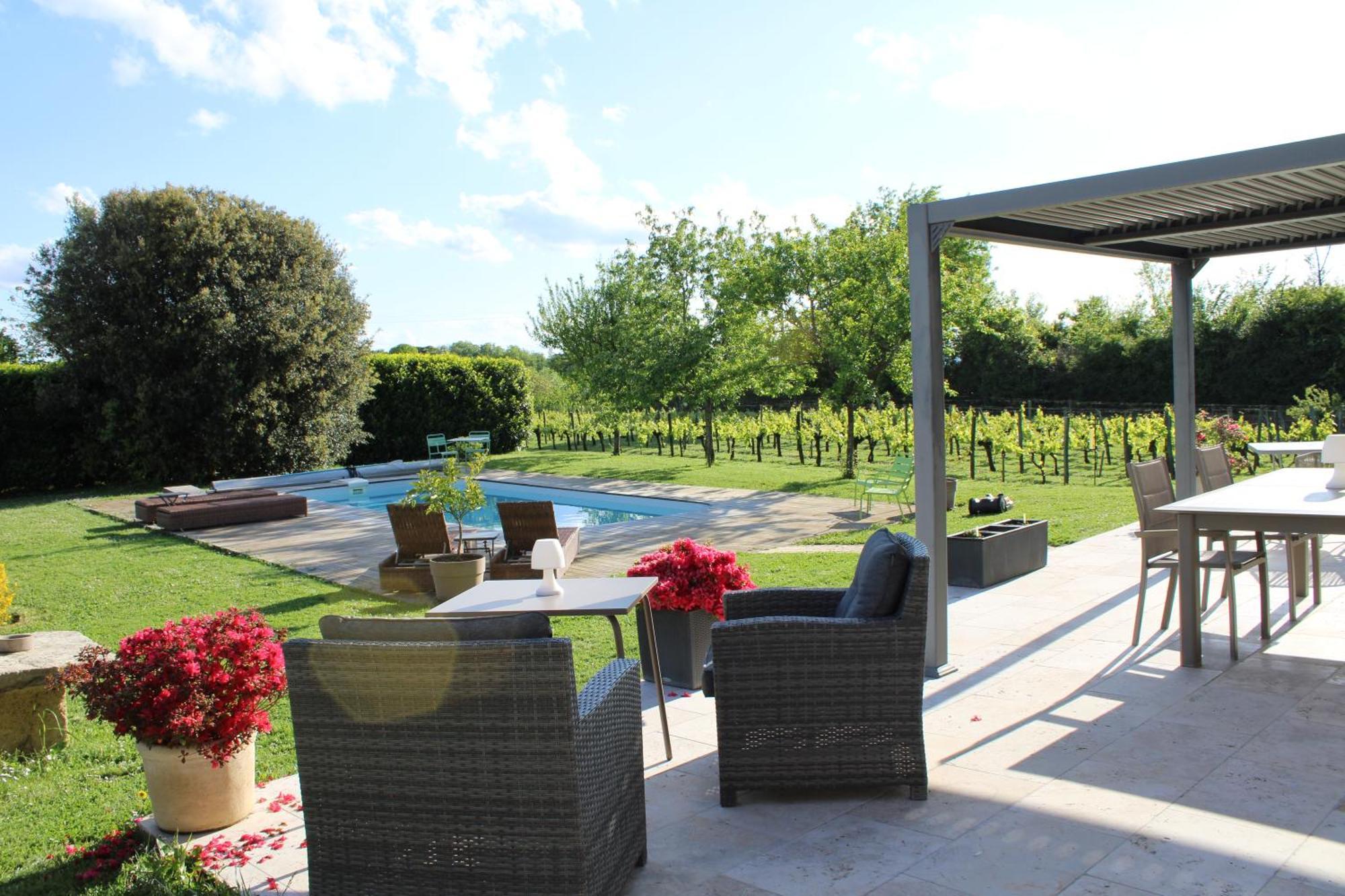 La Vigneraie De Laura Bed and Breakfast Sainte-Colombe  Buitenkant foto